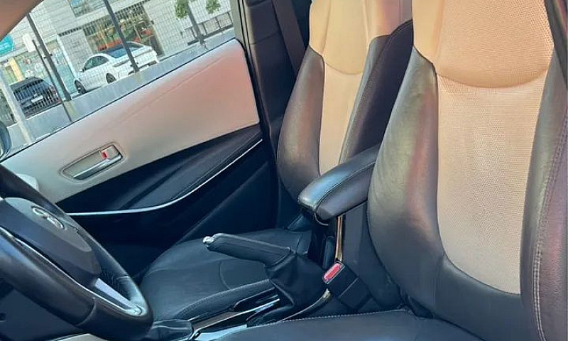 Toyota Corolla Altis...