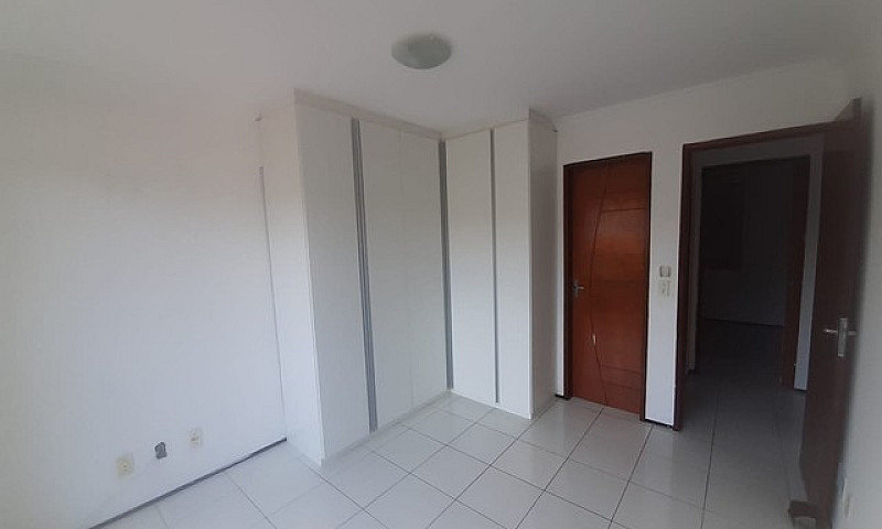 Casa De Condomínio S...