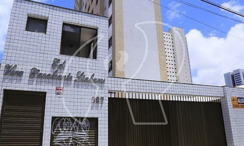 Apartamento Primeira...
