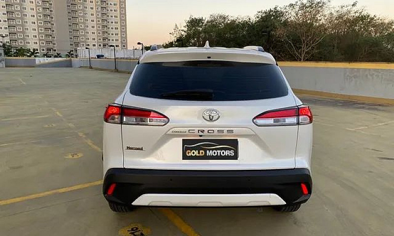 Toyota Corola Cross ...