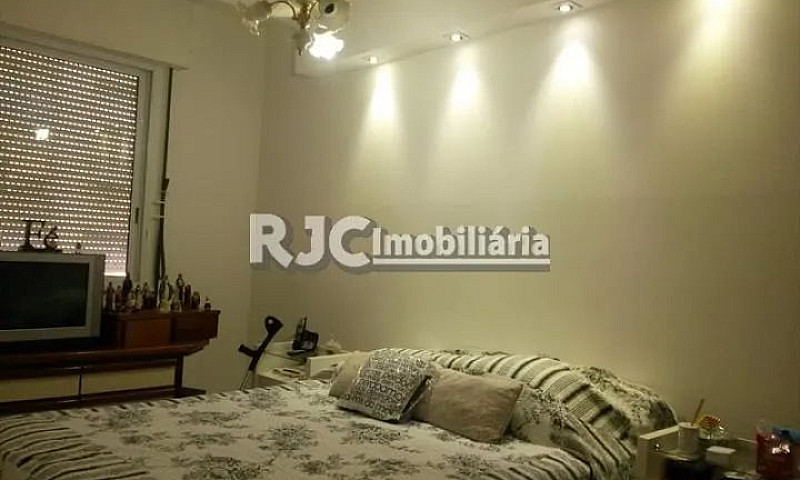 Apartamento De 196 M...