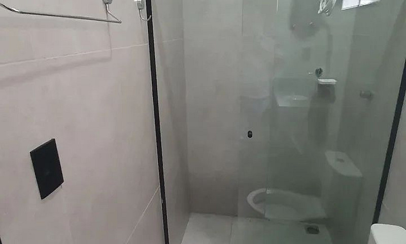 Alugam-Se Casas, Rua...