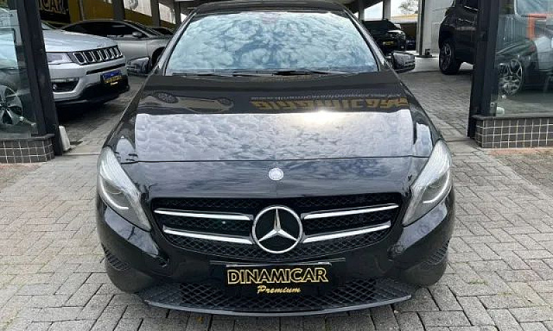 Mercedes A 200 1.6 T...