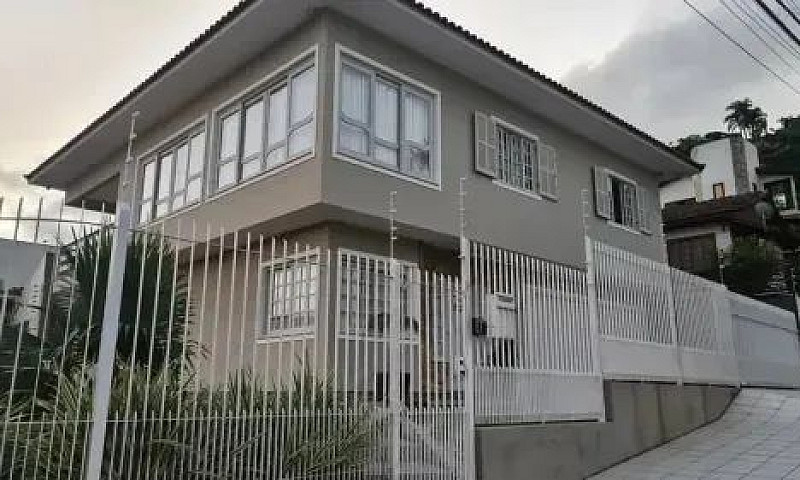 Casa De Alto Padrao ...