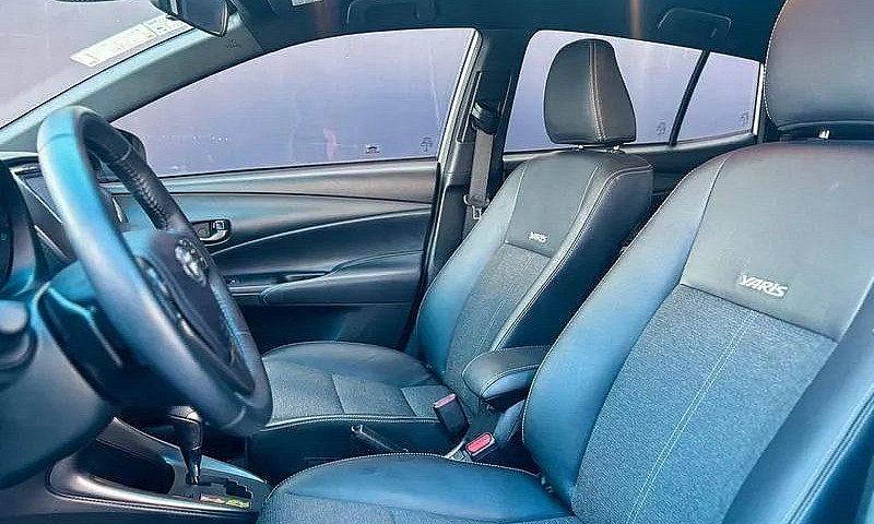 Toyota Yaris Xs 1.5 ...