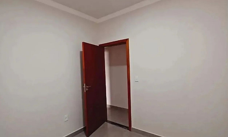 Casa Em Água Fria Ve...