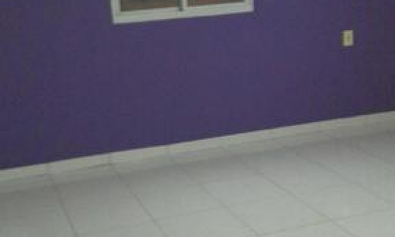Casa Com 02 Dormitór...