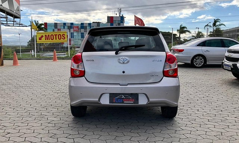 Etios 1.5 Xs Complet...