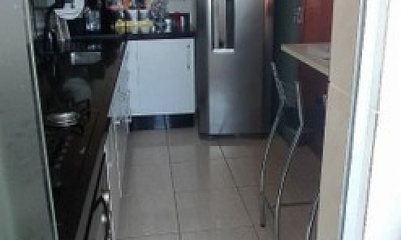 Belo Apartamento A V...