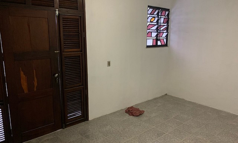 Duplex No Montese. I...