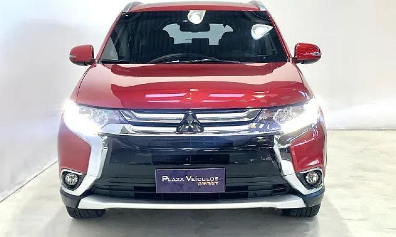 Mitsubishi Outlander...