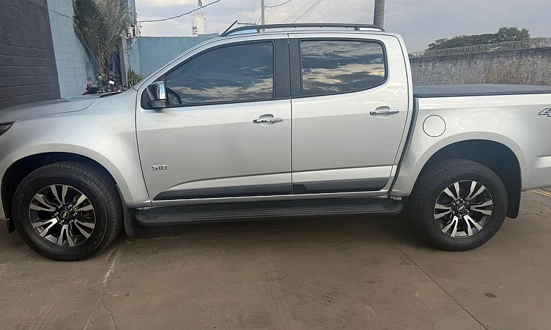 Chevrolet S10 Pick-U...