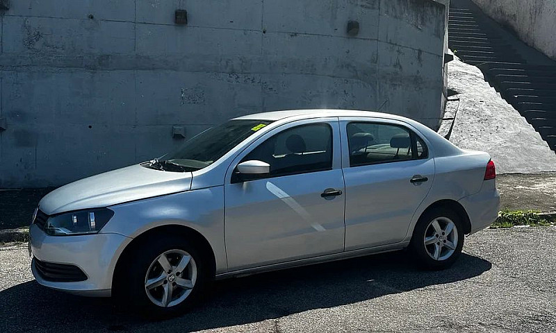 Volkswagen Voyage Tr...