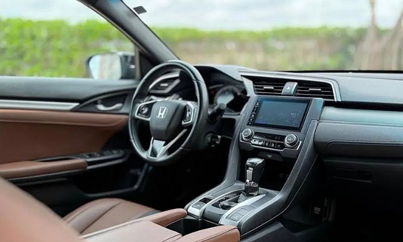 Honda Civic Sedan Sp...