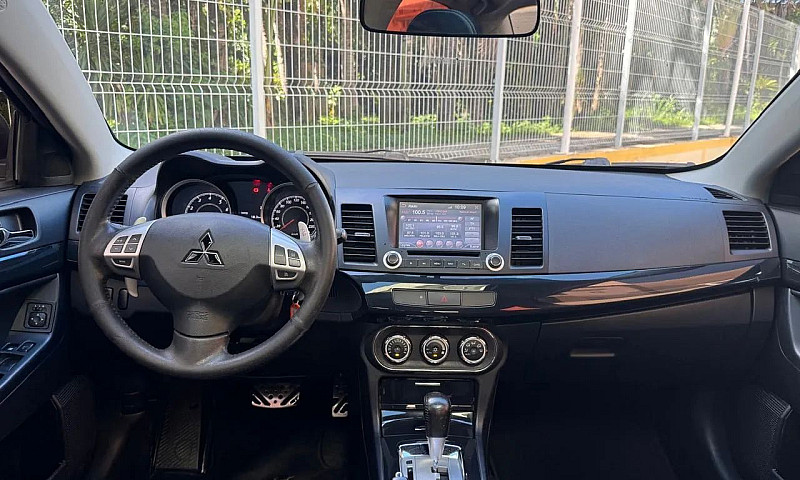 Mitsubishi Lancer 2....