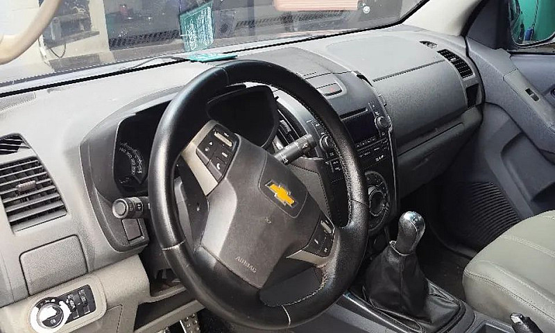 Chevrolet S10 Pick-U...