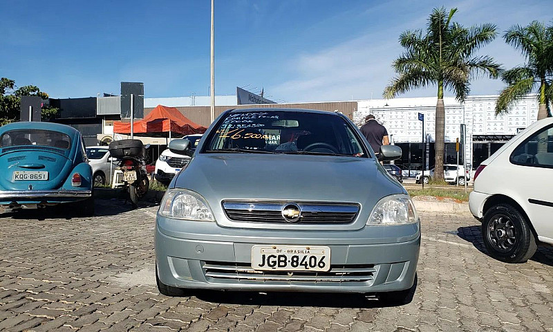 Chevrolet Corsa Hatc...
