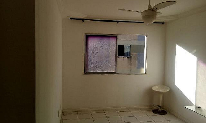 Aluga-Se Apartamento...