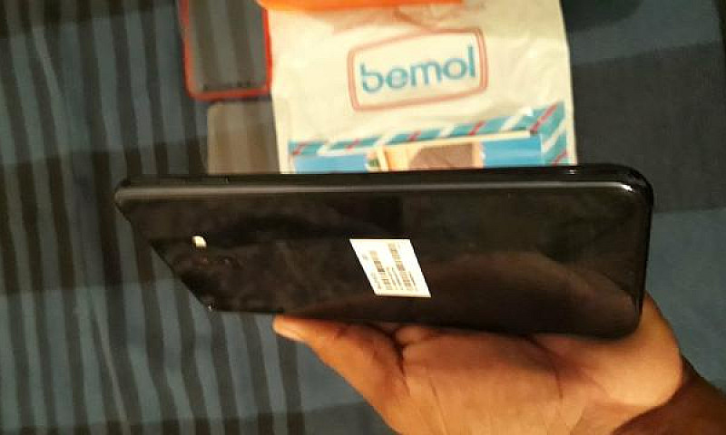 Celular J6+ Top Comp...