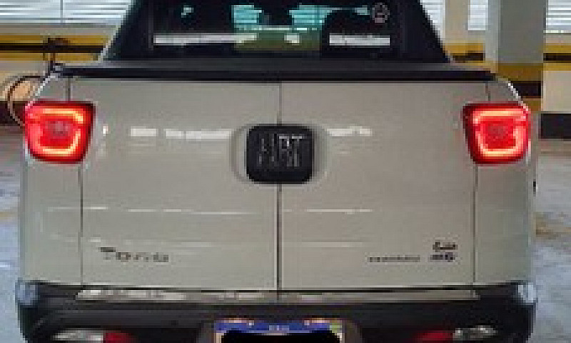 Fiat Toro Freedom 17...