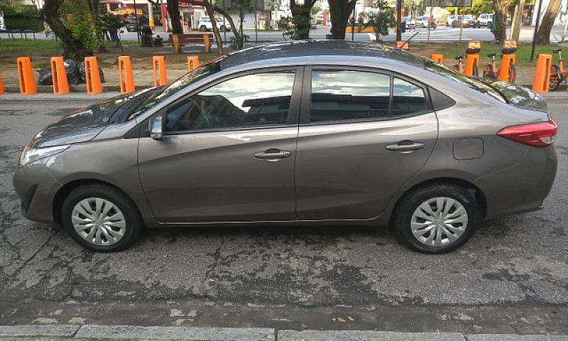 Yaris Sedan Xl 1.5 M...