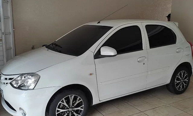 Etios 1.3 X Branco P...