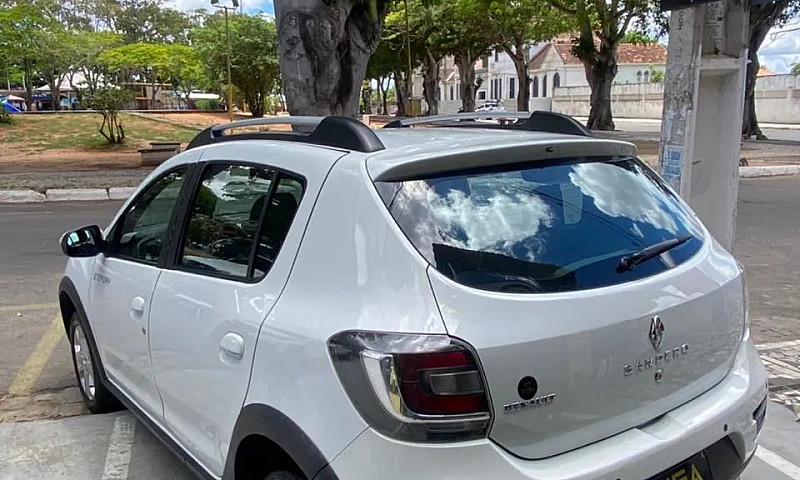 Renault Sandero Step...