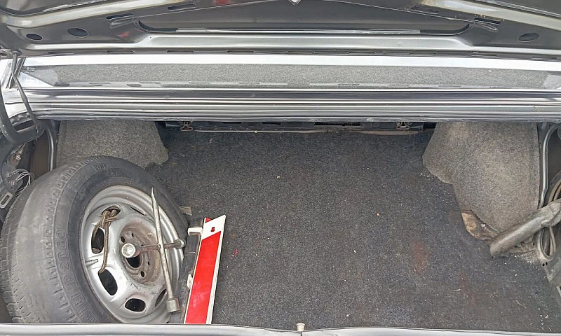 Volkswagen Voyage Cl...