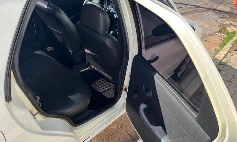 Fiat Palio 1.0 Econo...