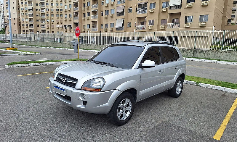 Hyundai Tucson 2.0 1...