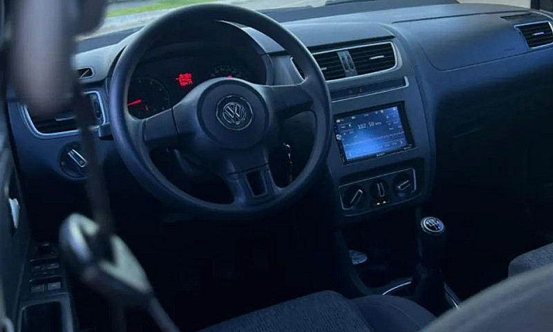 Volkswagen Fox 1.6 M...