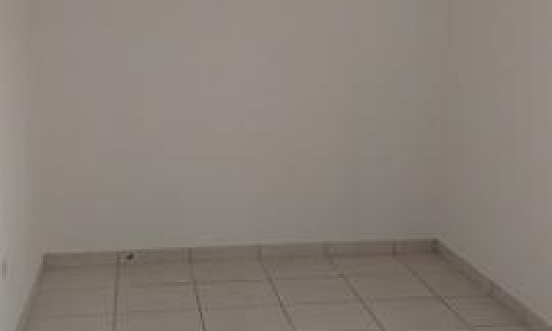 Sobrado De 100M² No ...