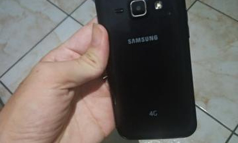 Samsung Galaxy J1...