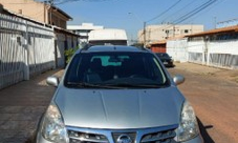 Vendo Livina Xgear 1...