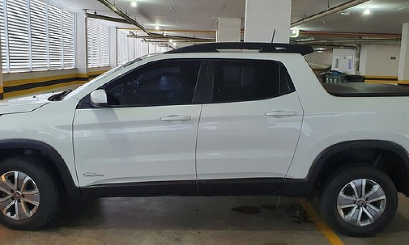 Fiat Toro Freedom 17...
