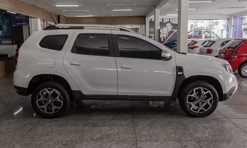 Renault Duster Iconi...