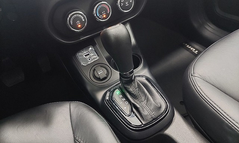 Fiat Toro 1.8 16V Ev...