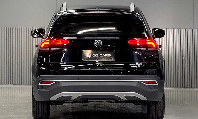 Volkswagen Nivus Hig...