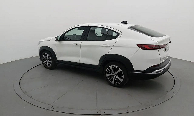 Fiat Fastback 2024 1...