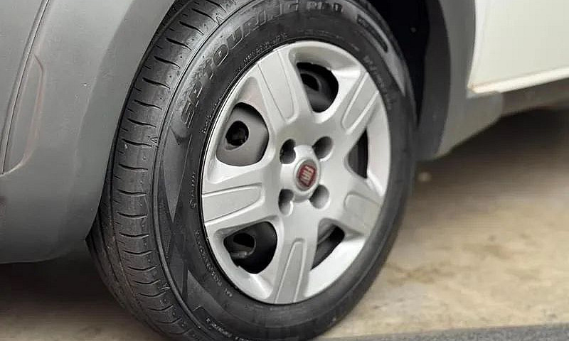 Fiat Strada Working ...