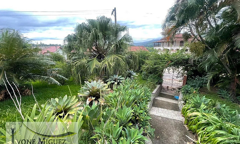 Casa Em Alto Do Reca...