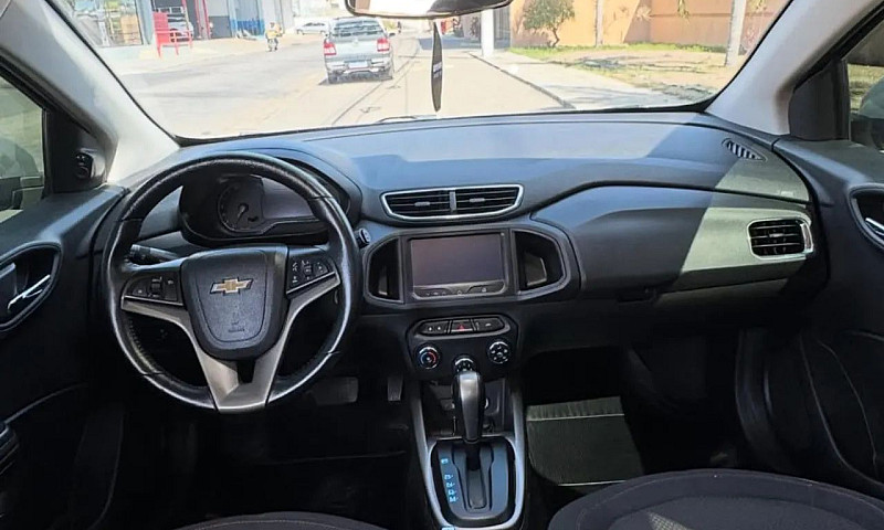 Chevrolet Onix Hatch...