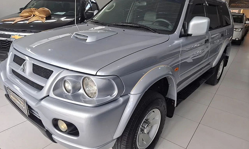 Mitsubishi Pajero Sp...