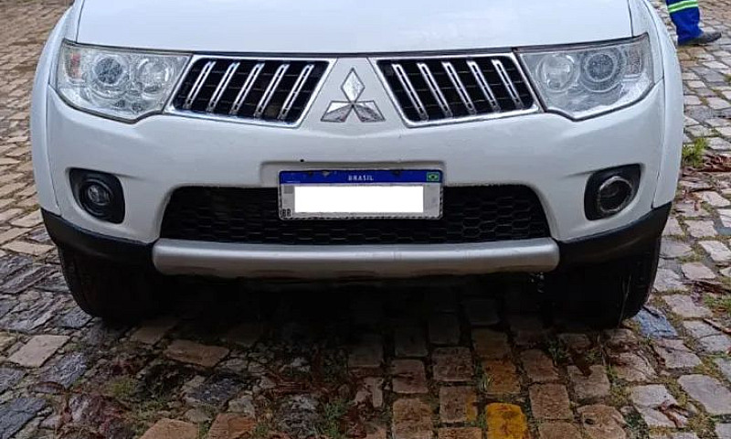 Mitsubishi Pajero Da...