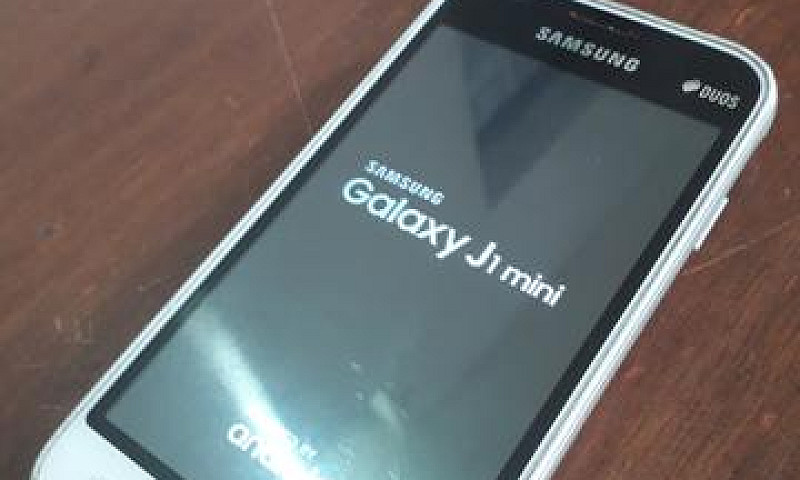 Samsung J1 Mini 8Gb...