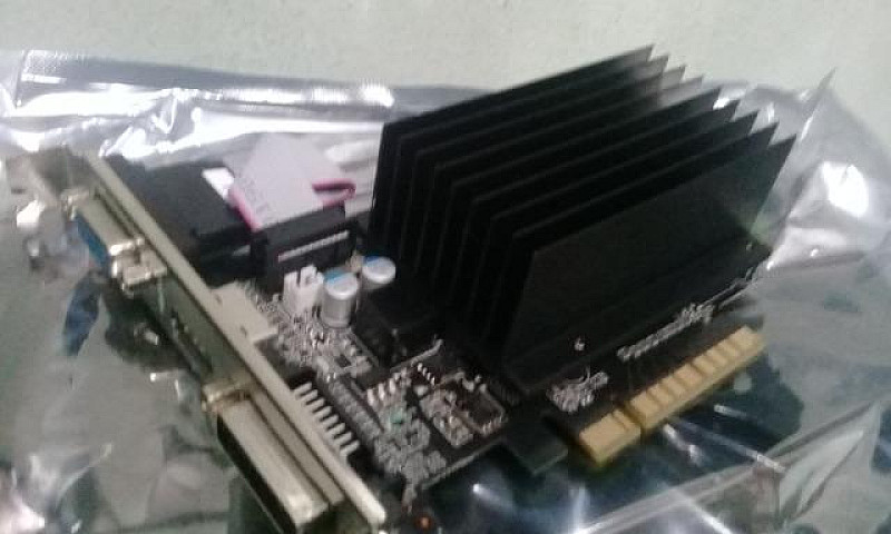 Placa De Vídeo Nvidi...