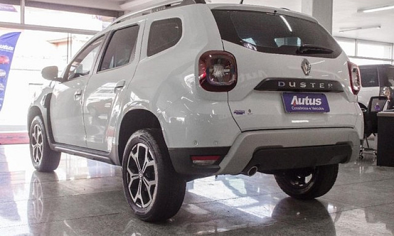 Renault Duster Iconi...