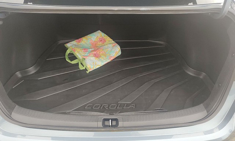 Corolla Altis  Hybri...