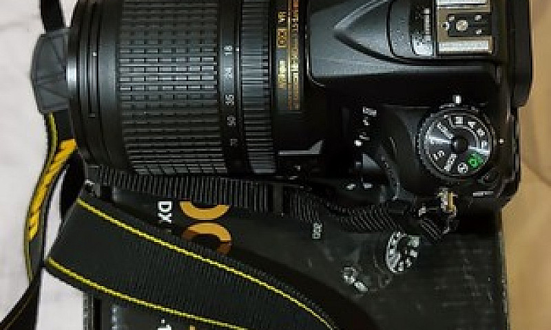 Nikon D7200 18-140 V...