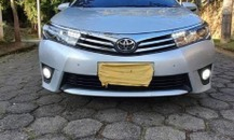 Corolla Altis 2015...